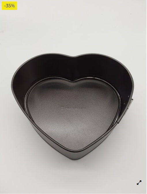 MasterClass Molde de 22,5 cm para tartas en forma de corazón con base suelta y antiadherente sin PTFE, PFOA ni BPA, cierre Sprin