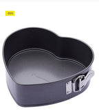 MasterClass Molde de 22,5 cm para tartas en forma de corazón con base suelta y antiadherente sin PTFE, PFOA ni BPA, cierre Sprin